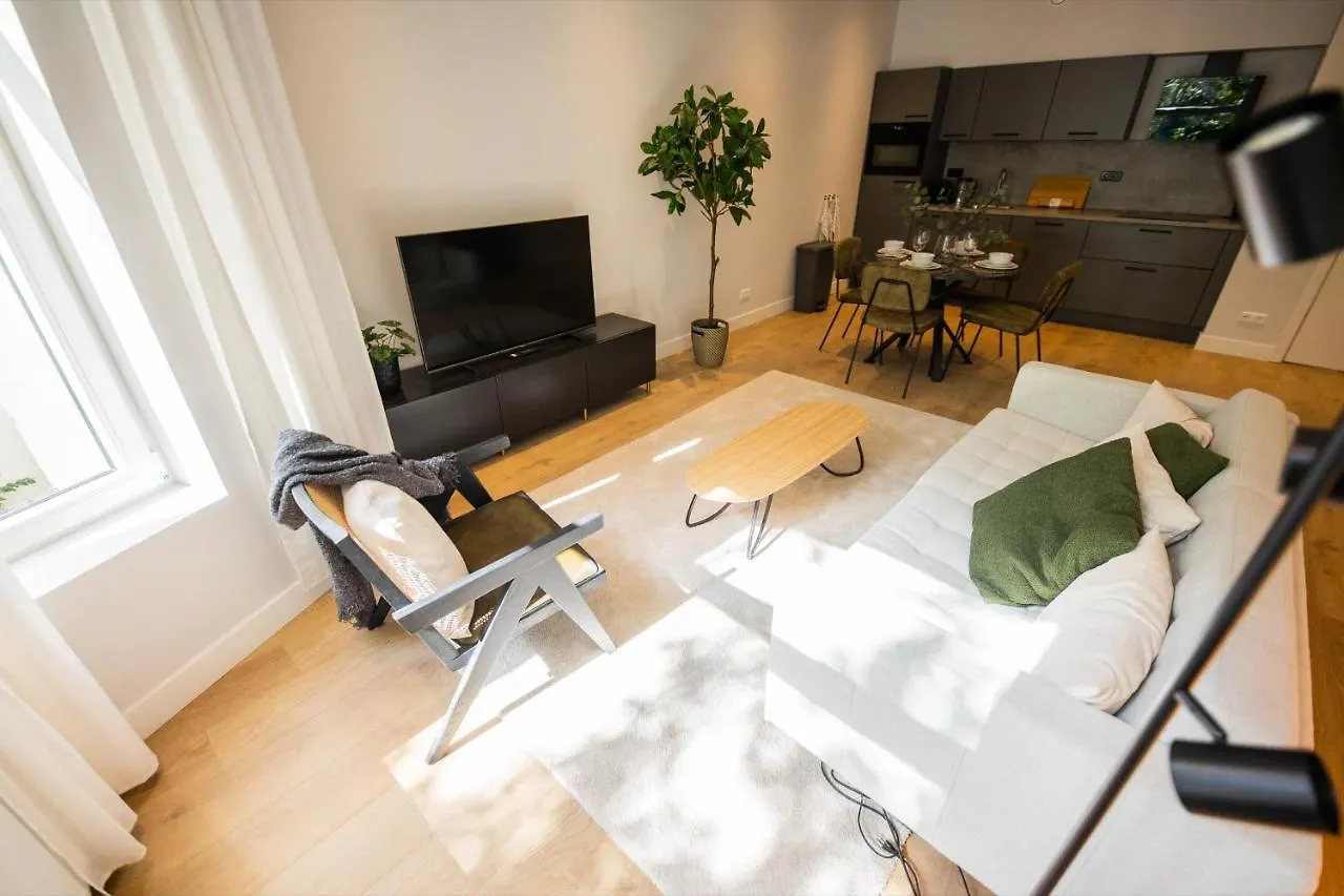 Quality 2 Bedroom Serviced Apartment 72M2 -Vp2A- Rotterdam Netherlands